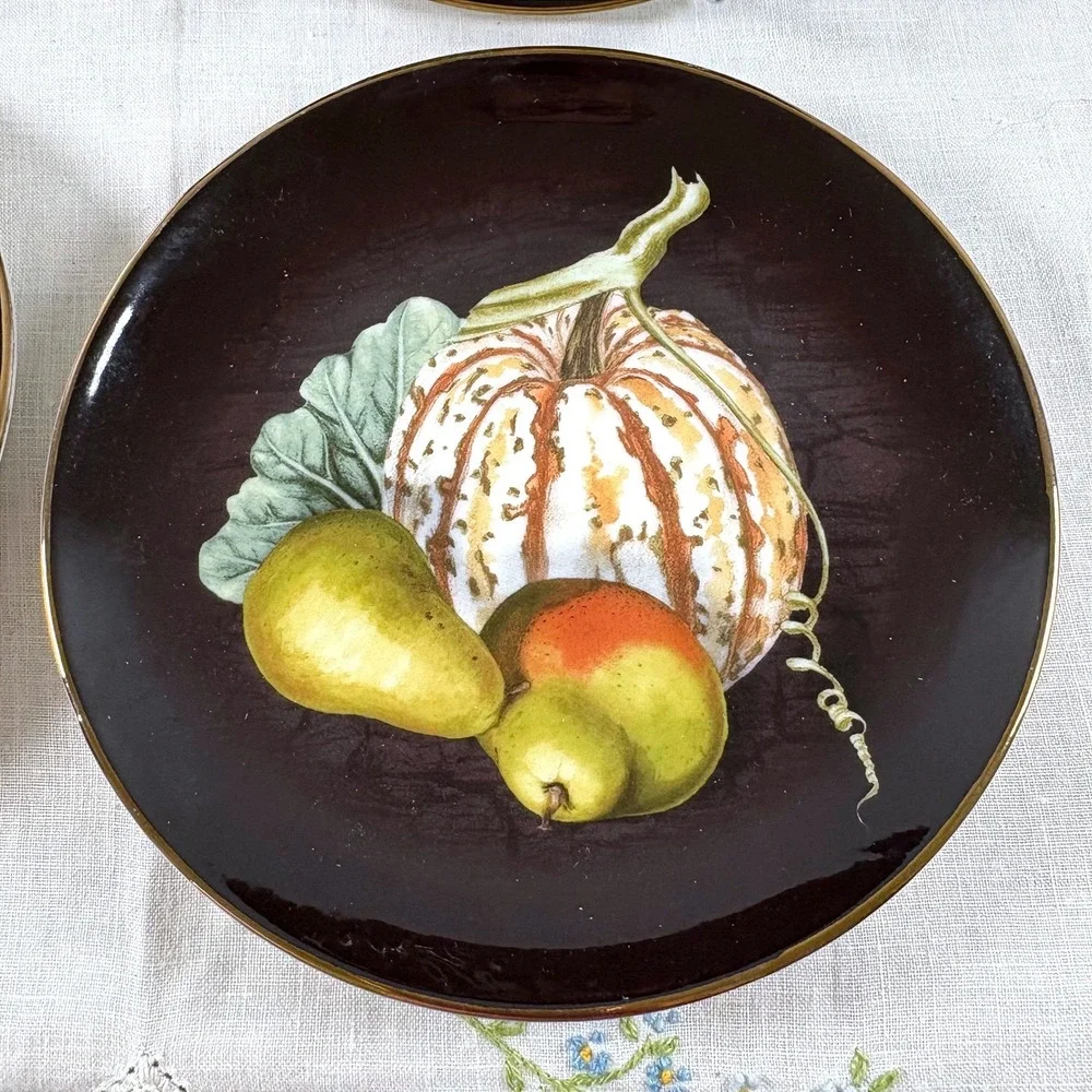 Williams Sonoma Botanical Pumpkin Salad/Dessert Plates Set of 8